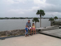 Dad & kids guard the Spanish Fort